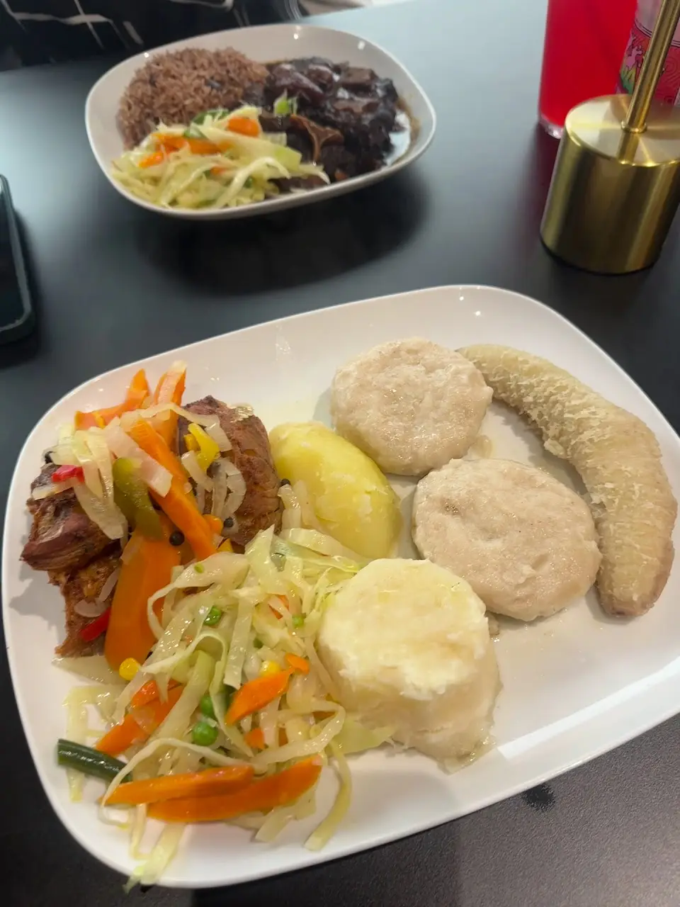 Photo 2 from Ayomide (.'s review